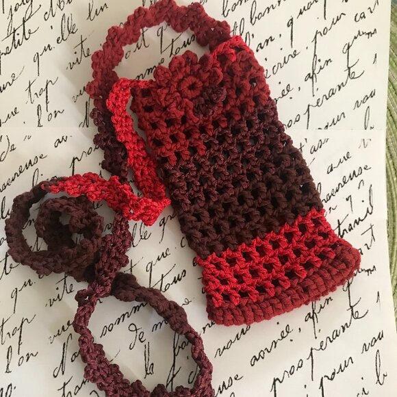 Crossbody SHADES OF RED CELL PHONE HOLDER Handmade by Me - Picture 3 of 8